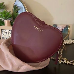 Nice cute heart shape purse crossbody